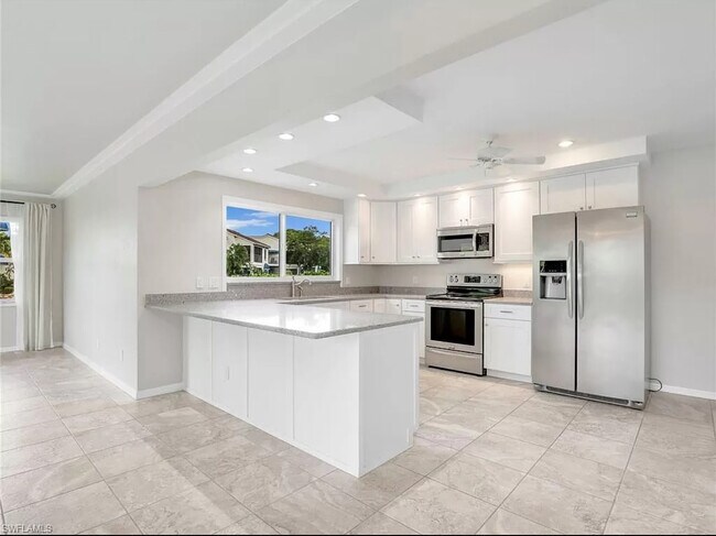 Foto del edificio - 4265 Island Cir