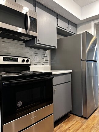 Building Photo - 3534 Spanish Villa Dr