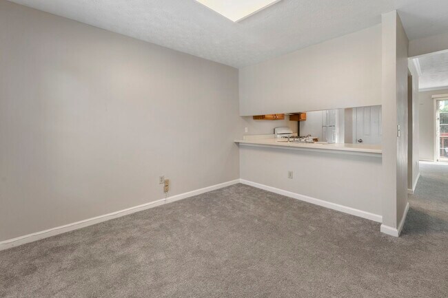 Foto del edificio - 3464 Kingswood Trail