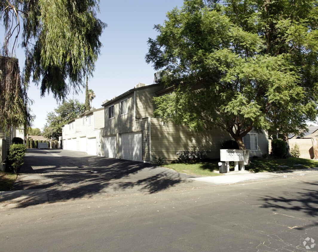 Building Photo - Heathergreen Townhomes