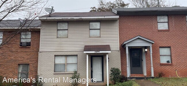 Building Photo - 2 br, 1.5 bath House - 2422 Hampstead Drive
