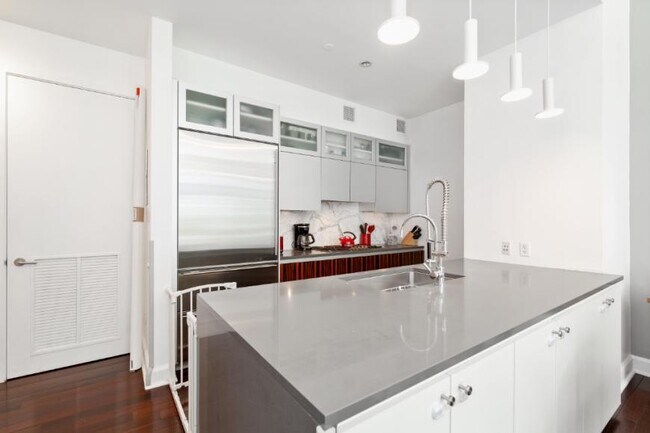 Foto del edificio - 2 bedroom in New York NY 10023