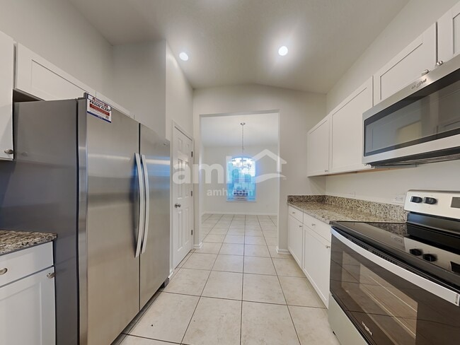 Foto del edificio - 9672 Woodstone Mill