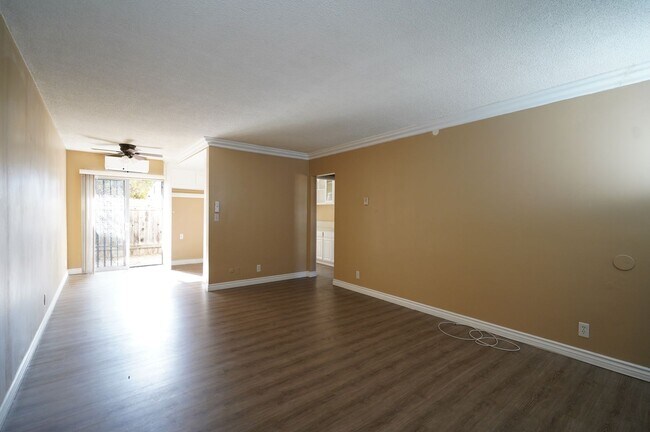 Foto del edificio - Downstairs 1bd/1ba Spacious & Downstairs Apartment in Pasadena