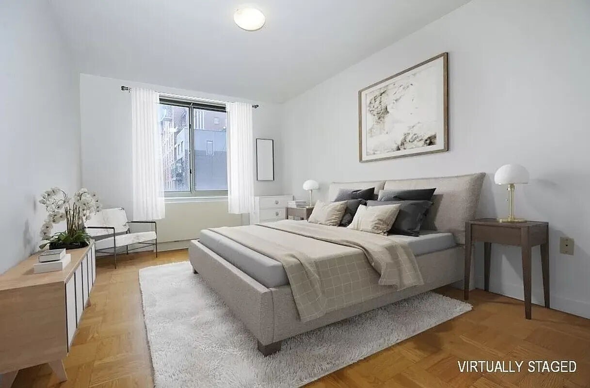 Foto principal - 460 West 20th Street
