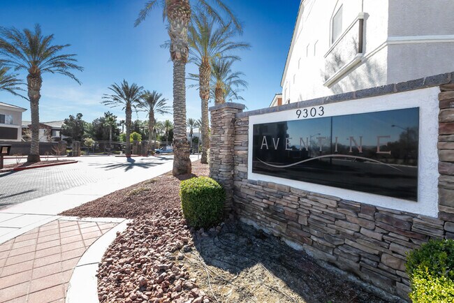 Building Photo - 9303 Gilcrease Ave # 2204