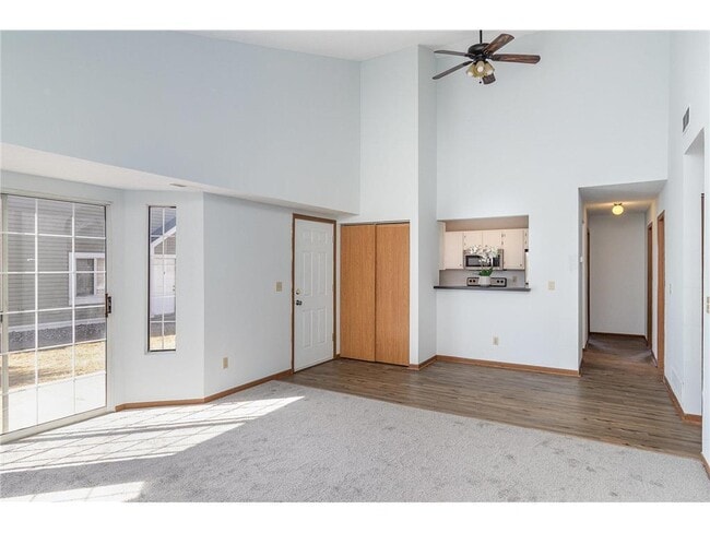 Foto del edificio - 2438 Cochrane Cir