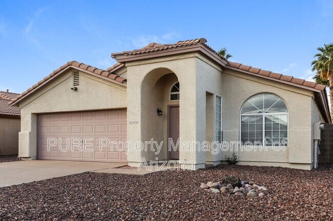 Building Photo - 1870 E Oakland St