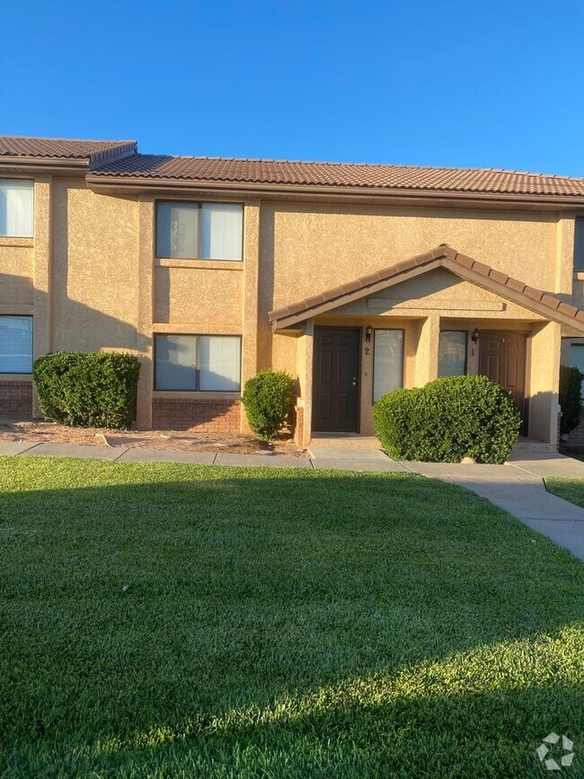 Building Photo - 850 E 600 S