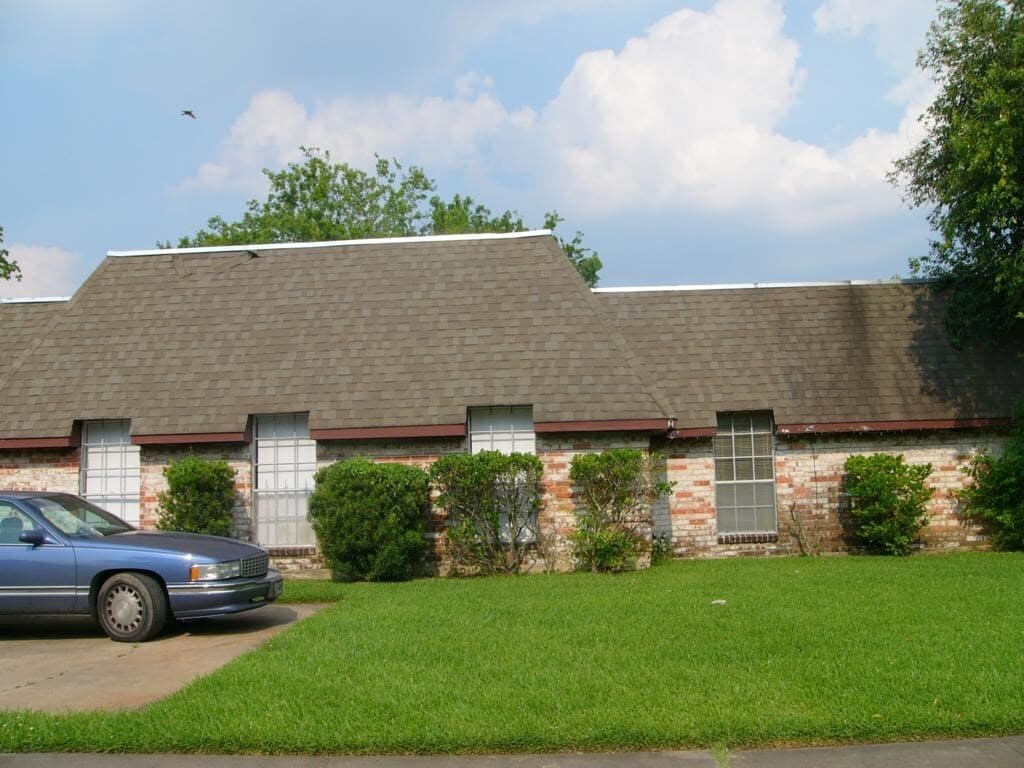 Primary Photo - 5414 Deep Forest Dr