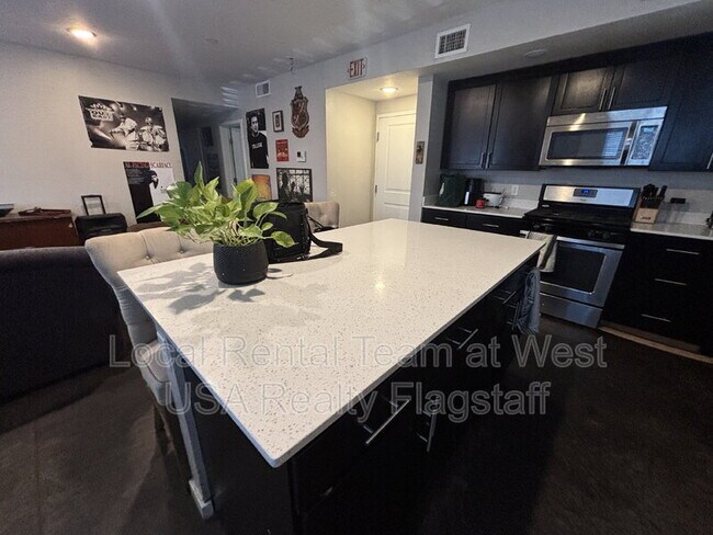 Foto del edificio - 522 S Fountaine St