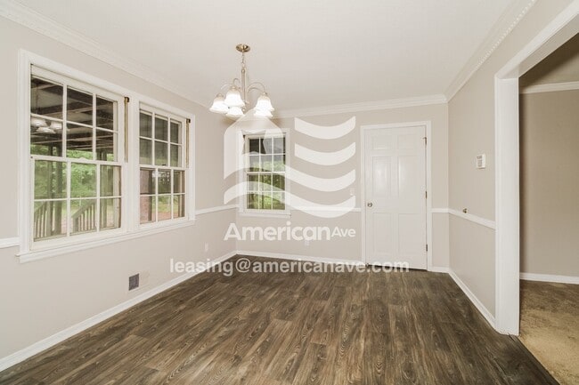Foto del edificio - 512 Smith's Market Rd