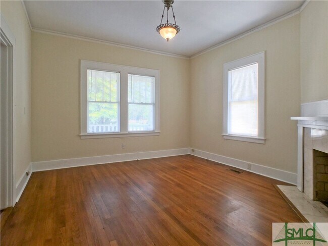 Foto del edificio - 929 Wheaton St