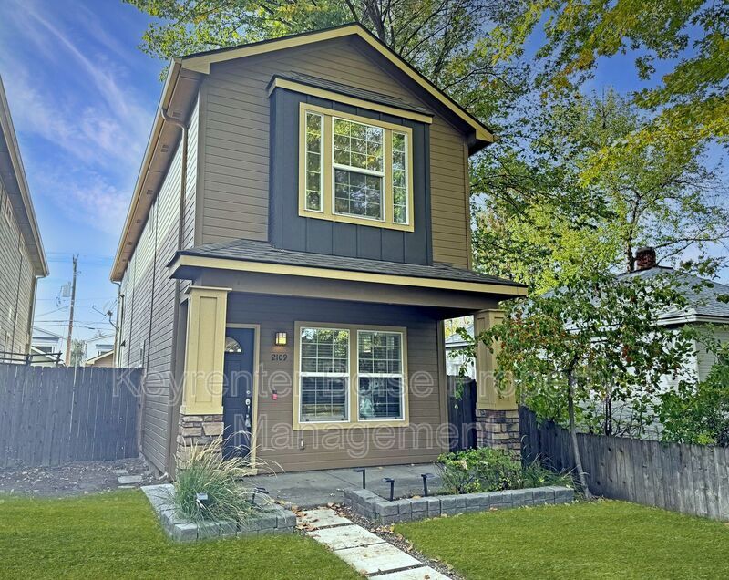 Foto principal - 2109 N 34th St