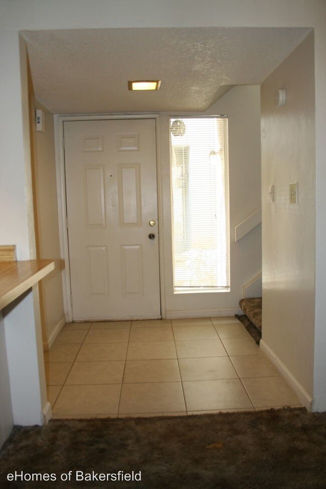 Foto del edificio - 4609 Country Place Ln