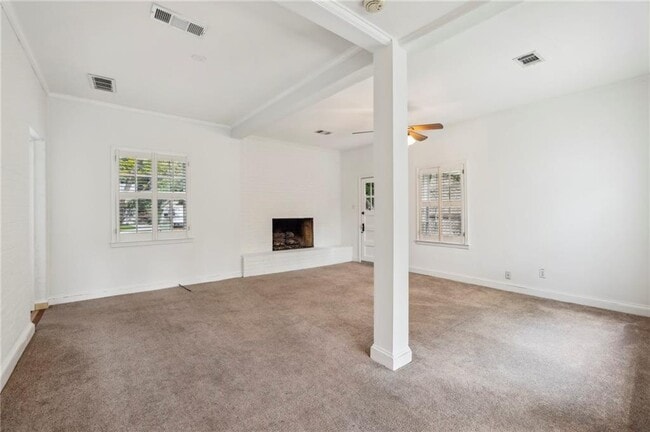 Foto del edificio - 3533 Kingsboro Rd NE