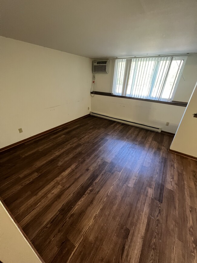 Freedom Park Apartments 3802 Lien Rd Madison, WI