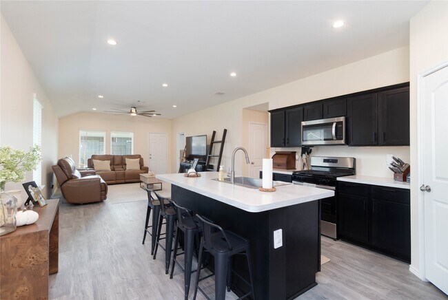 Foto del edificio - 14105 Upper Gardenia Ln