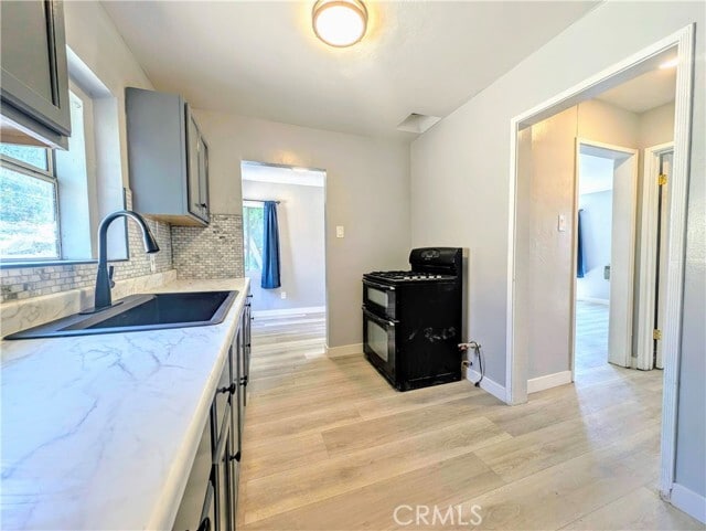 Foto del edificio - 2125 N Sierra Way