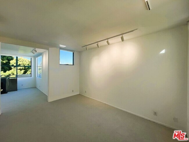 Foto del edificio - 2218 Main St