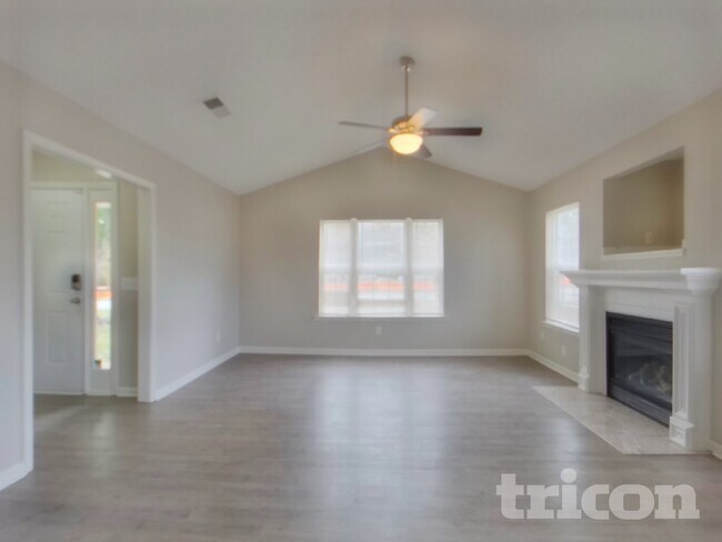 Building Photo - 3543 Arvin Dr