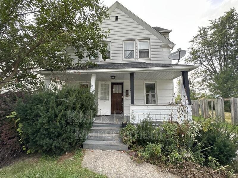 13240 Wainfleet Ave, Cleveland, OH 44135 Condo for Rent in Cleveland