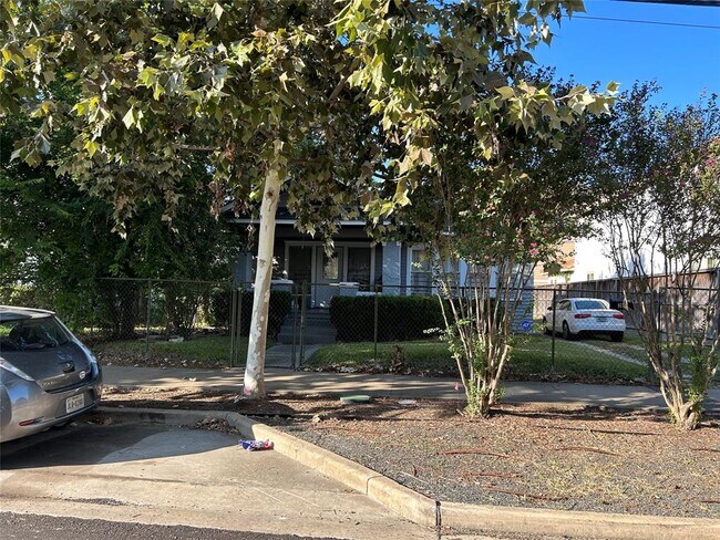 Building Photo - 1607 Holman St