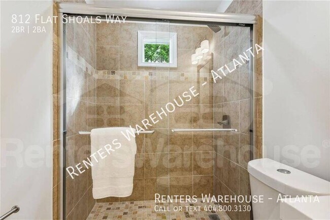 Foto del edificio - 812 Flat Shoals Way SE