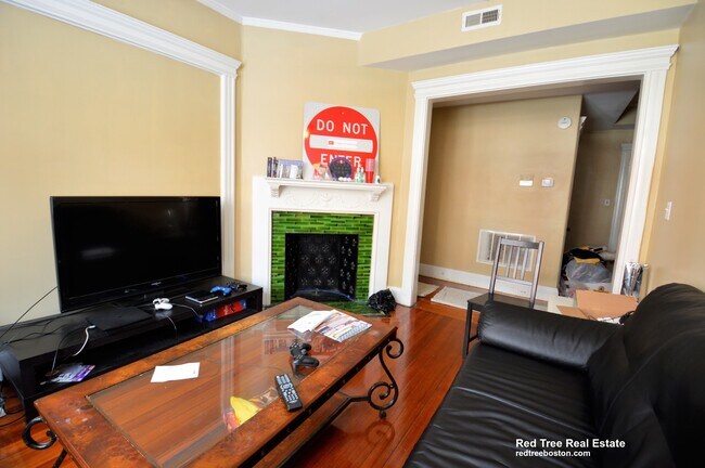 Photo - 10 Strathmore Rd Apartment