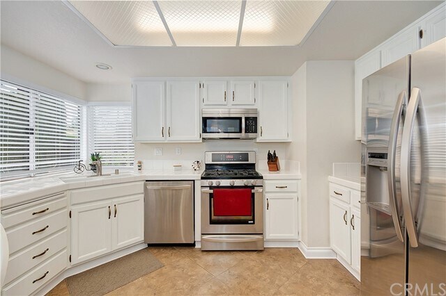 Foto del edificio - 11556 Chadwick Rd