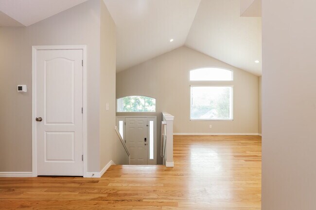 Foto del edificio - 2913 Garden Meadow Cove