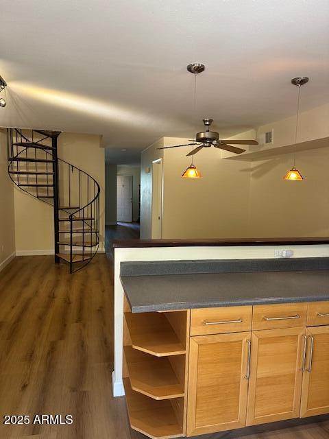 Building Photo - 1425 E Desert Cove Ave