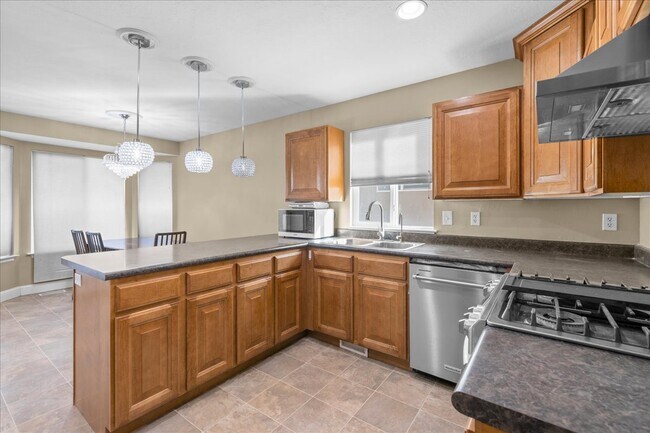 Building Photo - 12431 S Iron Sight Way