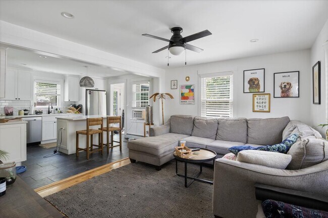 Photo - 11 Jersey Ave House