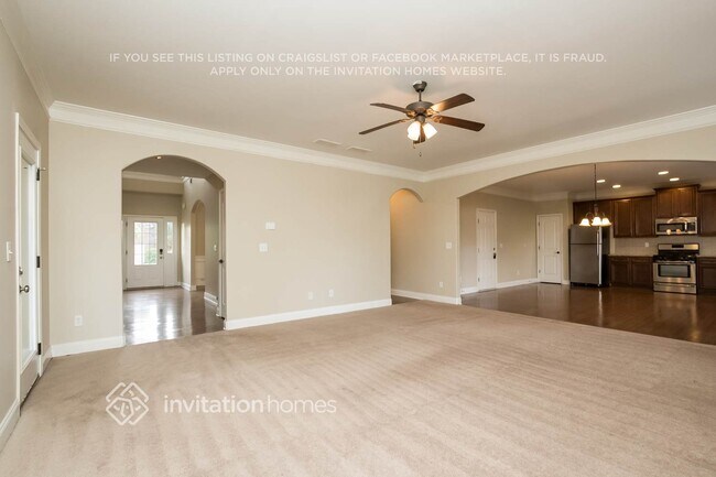 Foto del edificio - 3827 Lake Haven Way