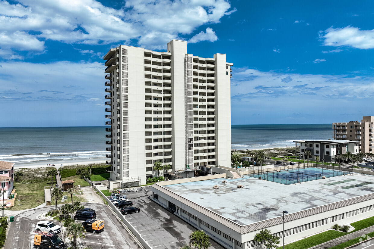 Foto principal - Pelican Point Condominium