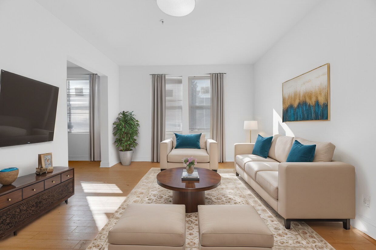 Foto principal - 1380 Bryant St NE