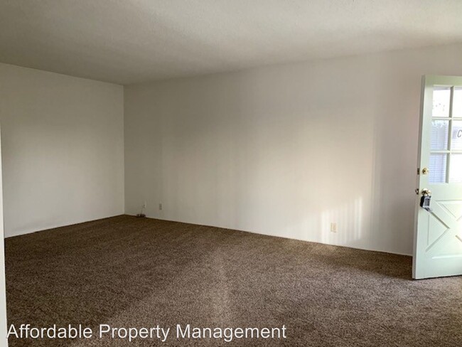 Building Photo - 211 Orlando Way
