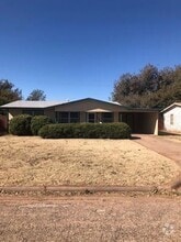 Building Photo - 1042 Fannin St