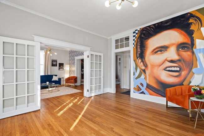 Building Photo - 30 N Auburndale St