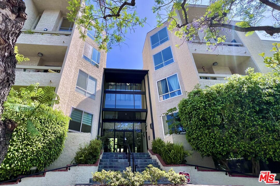 Foto principal - 8960 Cynthia St