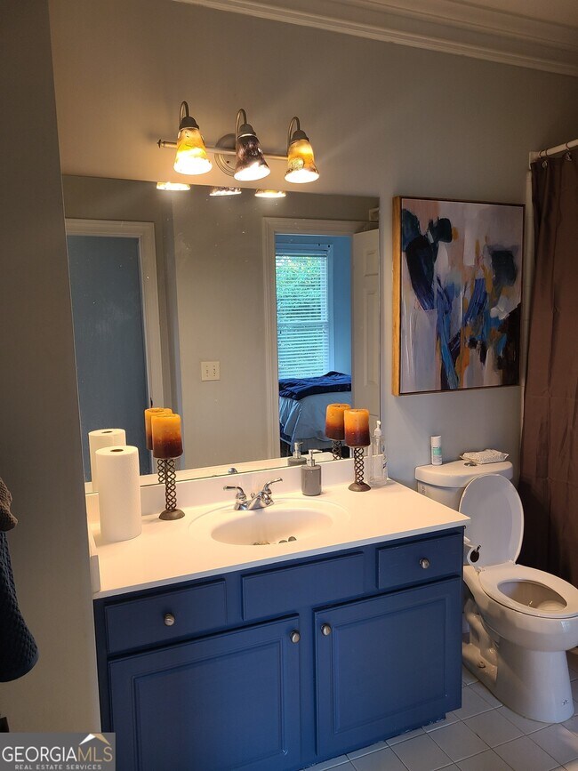 Foto del edificio - 2174 Whittier Pl NW