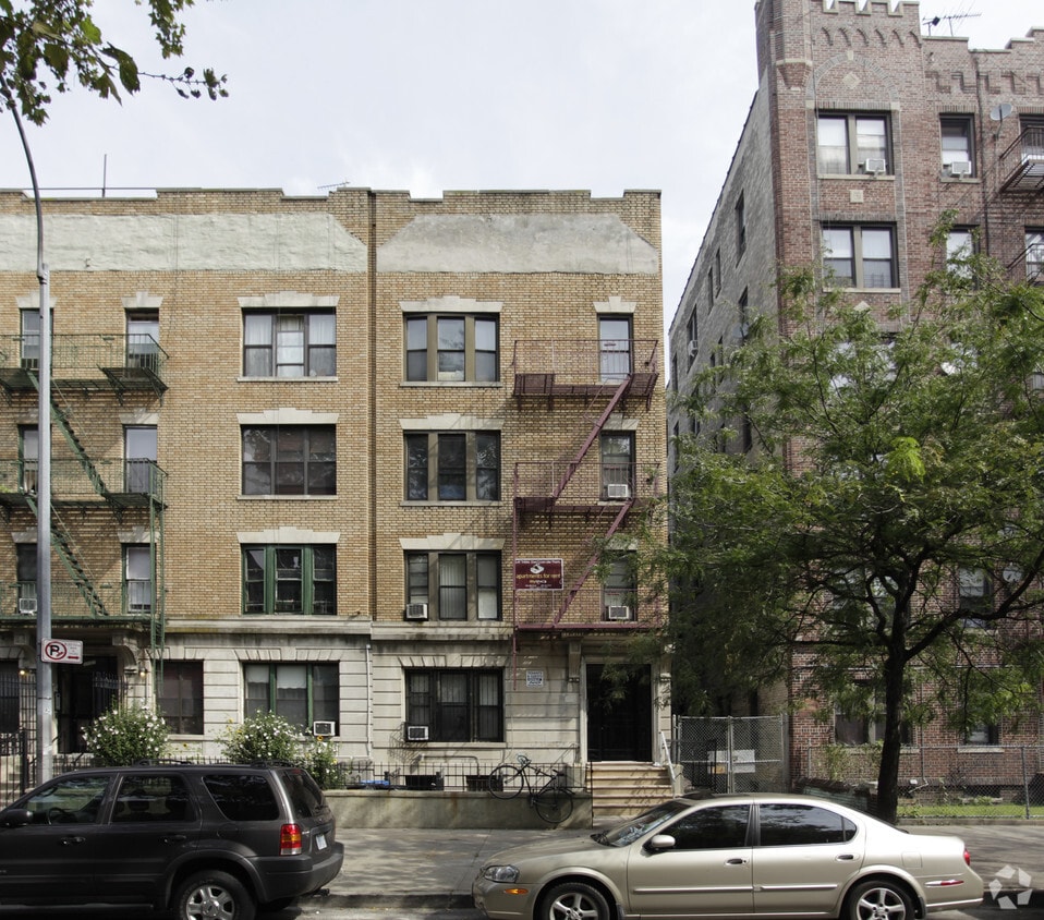 Building Photo - 1141 Bergen St