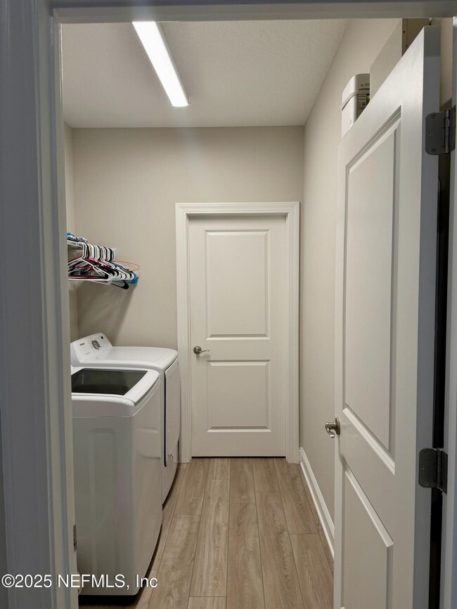 Foto del edificio - 72 Tarbert Ln