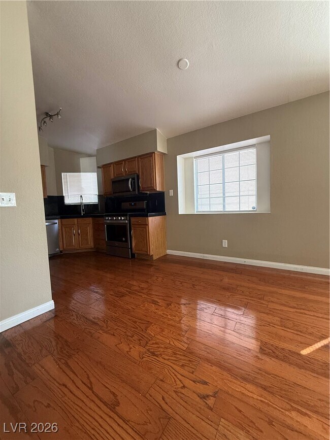 Foto del edificio - 1120 Daytona Ln