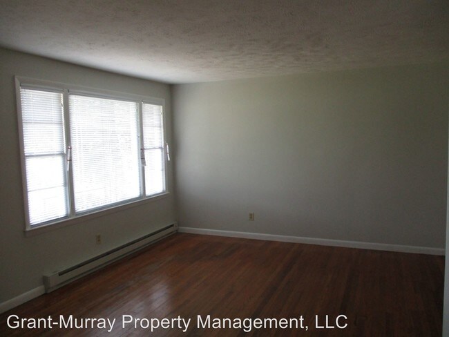 Building Photo - 3 br, 1.5 bath House - 4120 Legion Rd