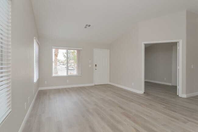 Building Photo - 406 Aloha Dr