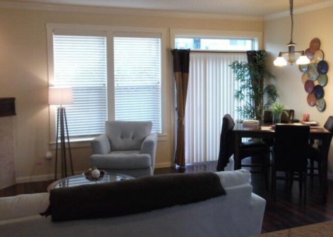 Building Photo - 7417 NW 1st Pl