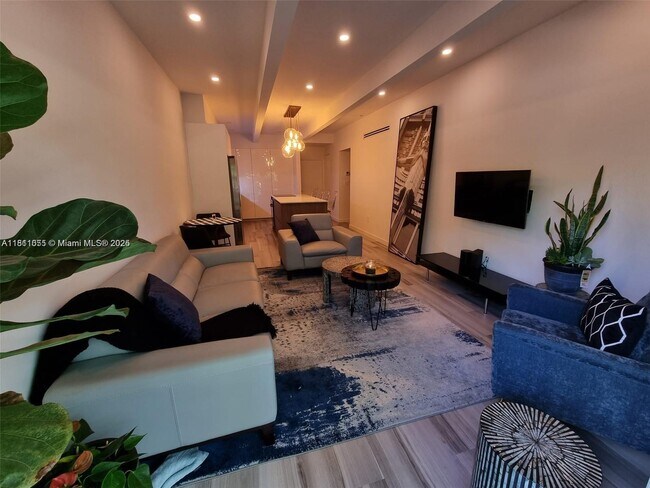 Foto del edificio - 12105 NE 11th Pl
