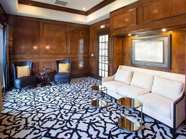 Foto del edificio - 15000 W Airport Blvd